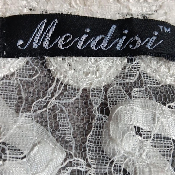 Vintage Sheer Embroidered Lace Top Faux Pearl Button Up Blouse Cottage, Large - Picture 6 of 9